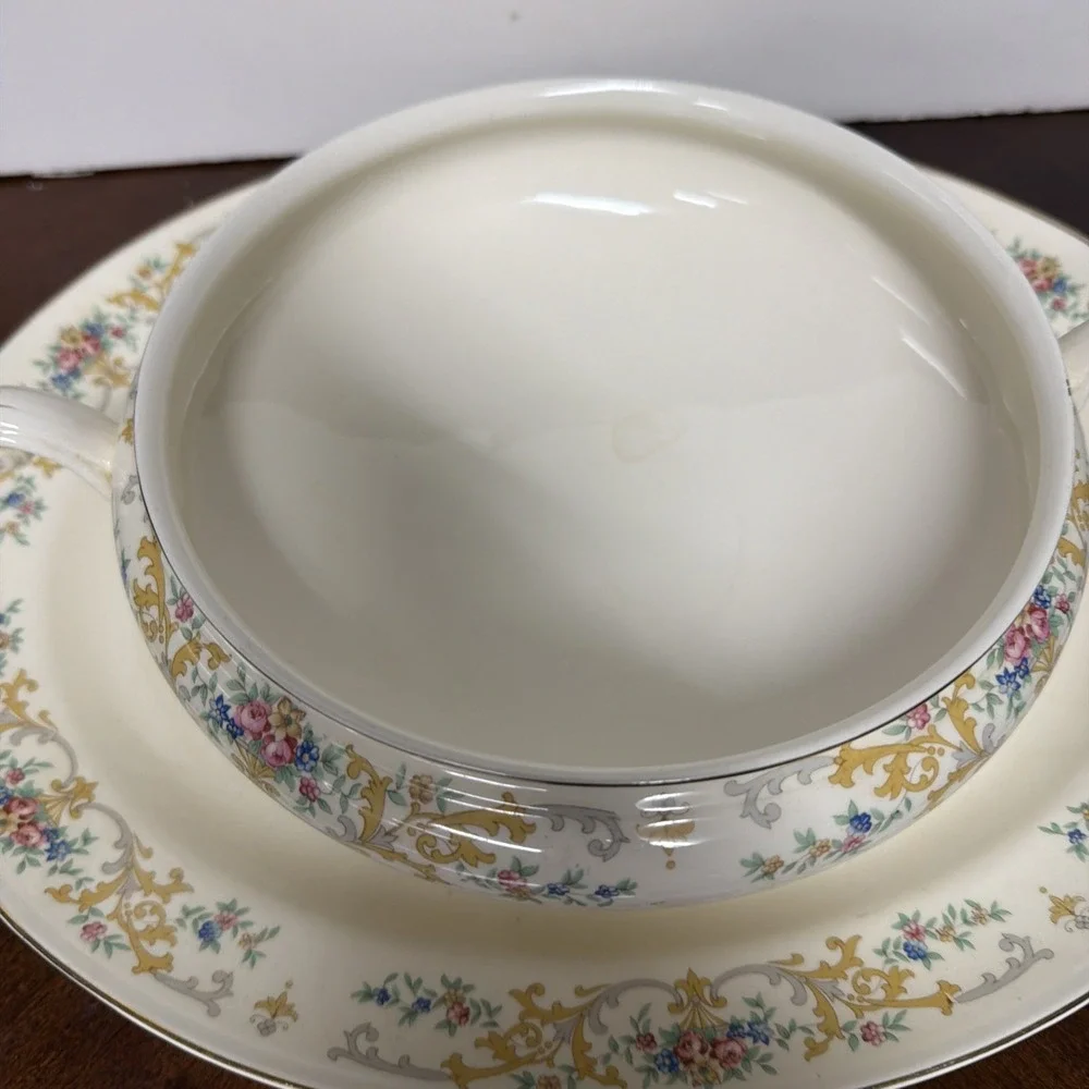 HOMER LAUGHLIN EGGSHELL NAUTILUS 15 1/2